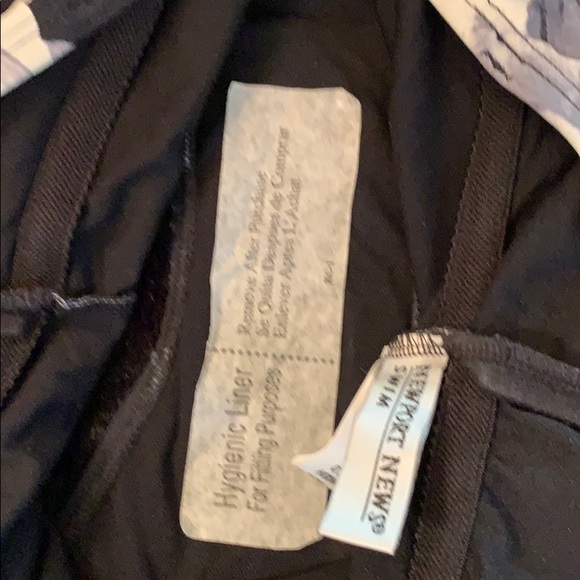 Newport News Swimsuit & A Sheer Wrap Cover Up Size 10 (Firm price now) - Picture 7 of 13